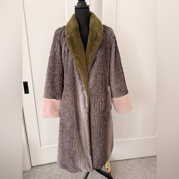 Hutch Colorblock Long Faux Fur Coat - Picture 4 of 13